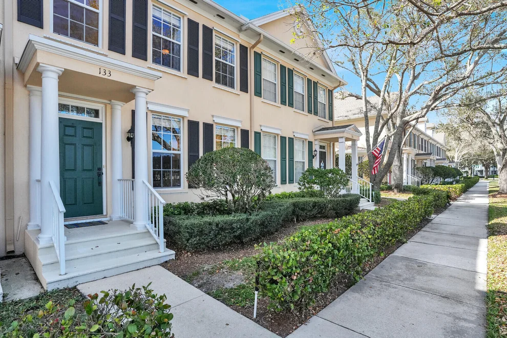 Unit for sale at 133 Wentworth Court, Jupiter, FL 33458