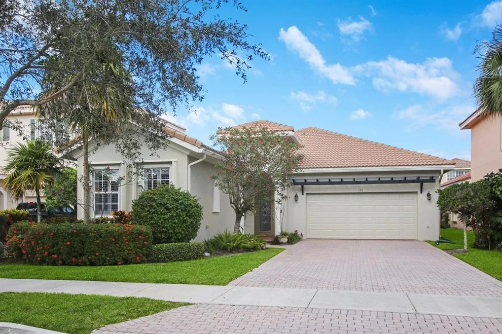 Unit for sale at 143 Via Rosina, Jupiter, FL 33458