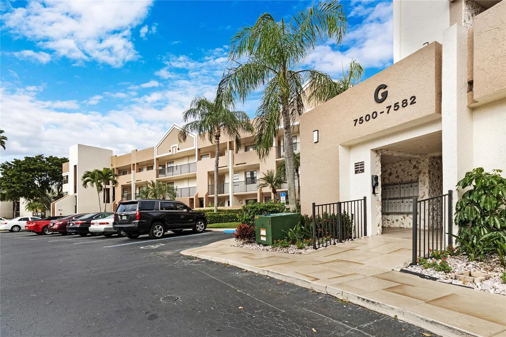 Unit for sale at 7532 Fairfax Drive, Tamarac, FL 33321