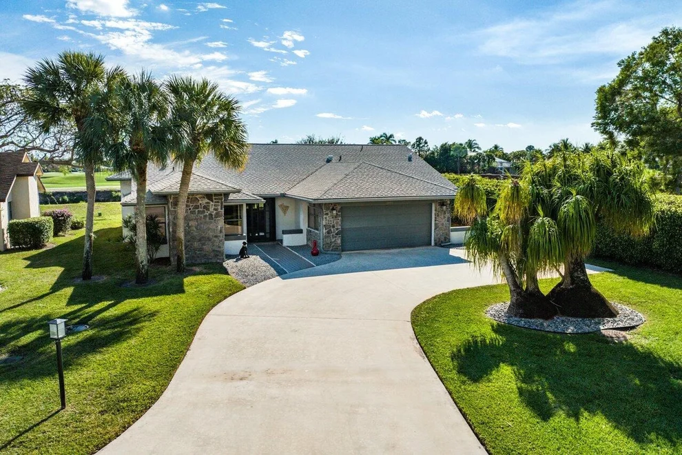 Unit for sale at 5699 Willow Creek Lane, Delray Beach, FL 33484
