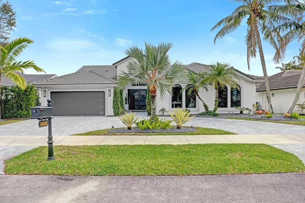 Unit for sale at 3222 Ridge Trace, Davie, FL 33328