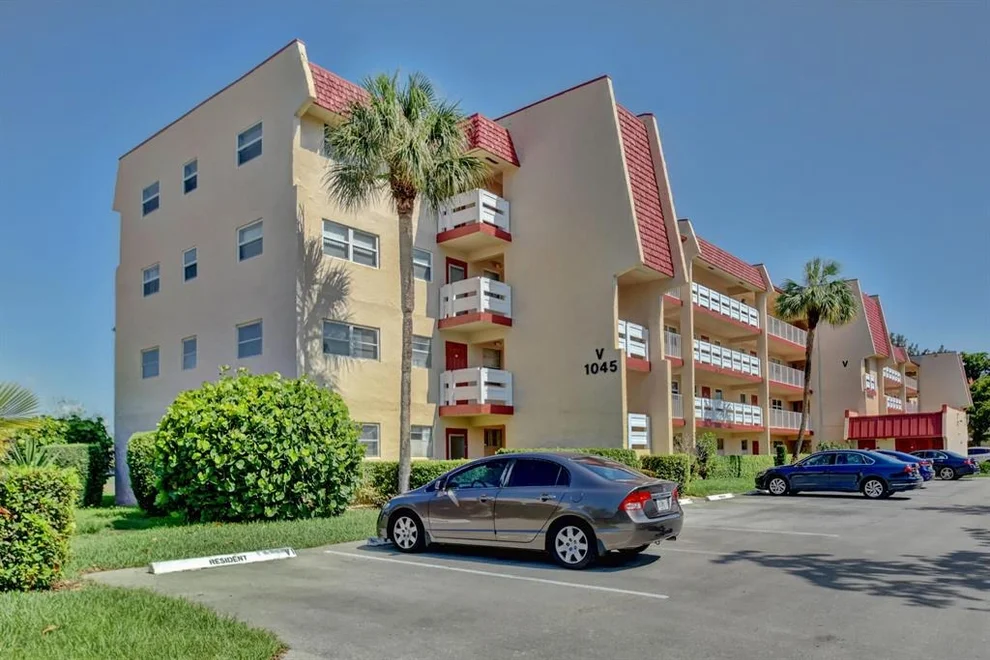 Unit for sale at 1045 Country Club Drive, Margate, FL 33063