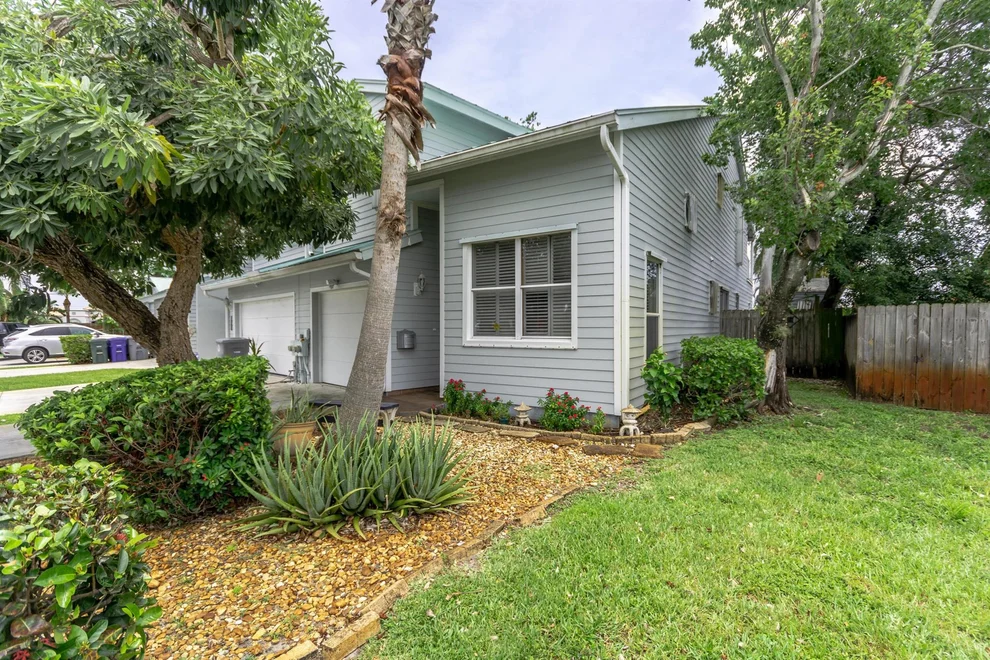Unit for sale at 1601 Flagler Boulevard, Lake Park, FL 33403