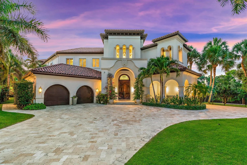 Unit for sale at 825 Harbour Isle Place, North Palm Beach, FL 33410