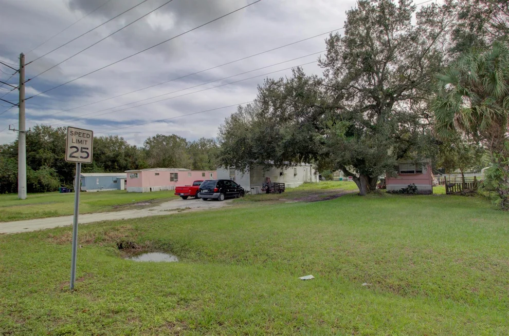 Unit for sale at 2610 NW 4th Street, Okeechobee, FL 34972
