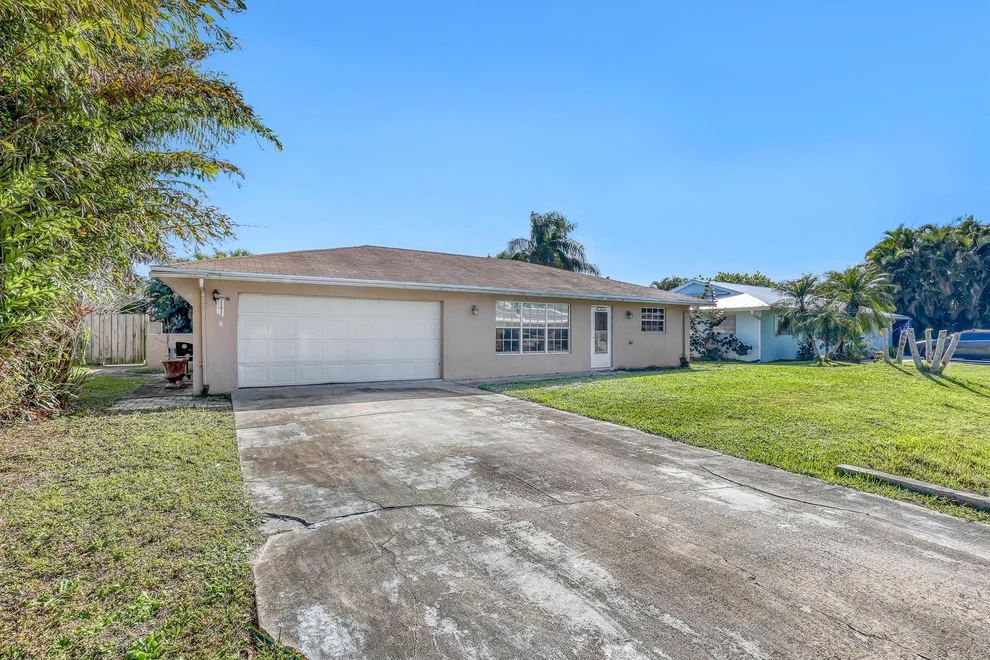 Unit for sale at 1912 SE Jackson Street, Stuart, FL 34997