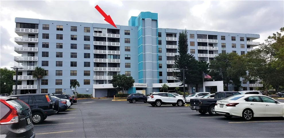 Unit for sale at 919 Hillcrest Drive, Hollywood, FL 33021