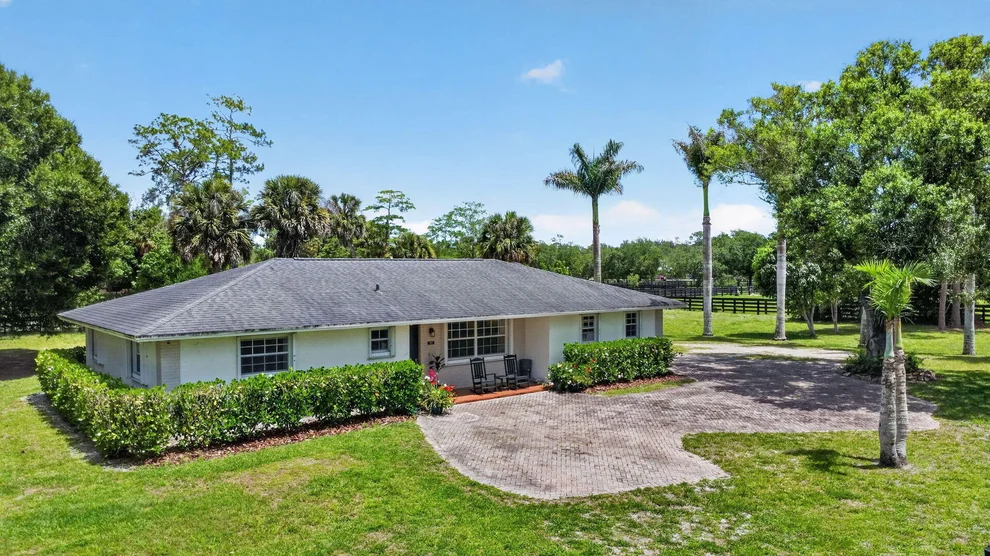Unit for sale at 14964 Snail Trail, Loxahatchee Groves, FL 33470