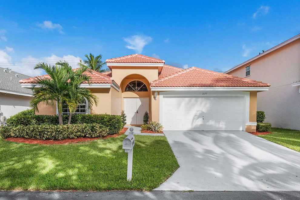 Unit for sale at 1377 Fairfax Circle E, Boynton Beach, FL 33436