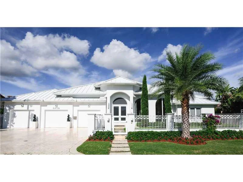 Unit for sale at 5419 NE 31st Avenue, Fort Lauderdale, FL 33308