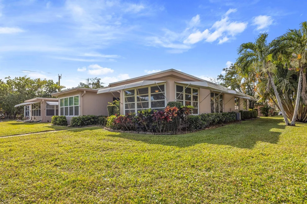 Unit for sale at 1282 High Point Place S, Delray Beach, FL 33445