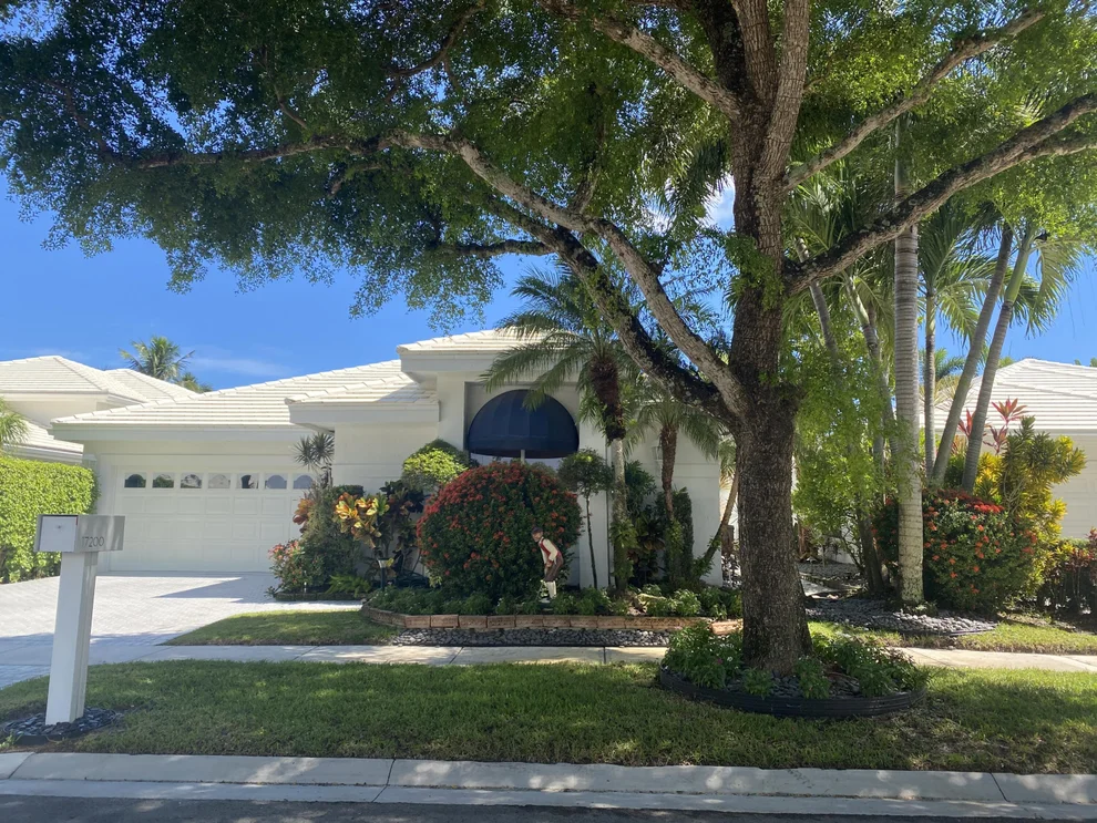 Unit for sale at 17200 Huntington Park Way, Boca Raton, FL 33496
