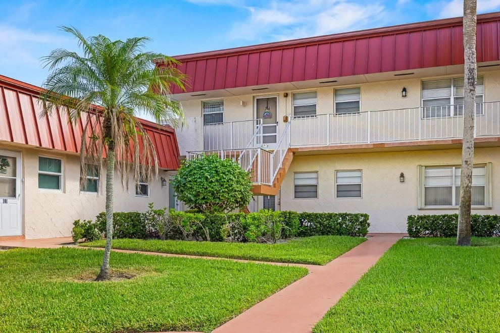 Unit for sale at 12016 Greenway Circle S, Royal Palm Beach, FL 33411