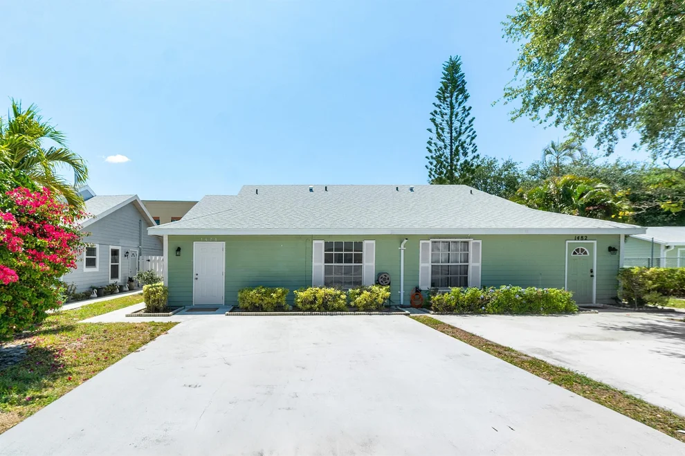 Unit for sale at 1478 Royal Forest Court, West Palm Beach, FL 33406