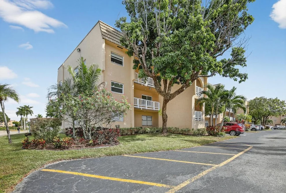 Unit for sale at 9320 Sunrise Lakes Boulevard, Sunrise, FL 33322
