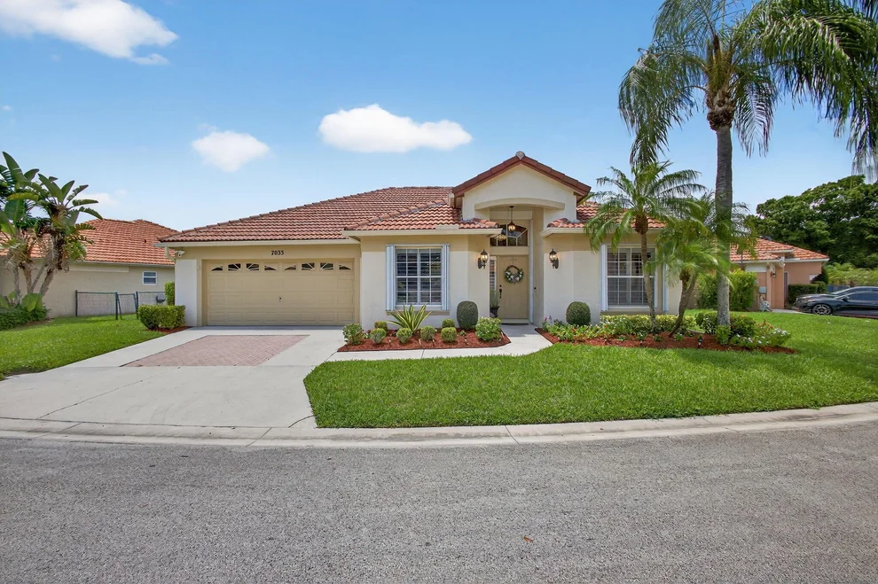 Unit for sale at 7033 Galleon Cove, Palm Beach Gardens, FL 33418