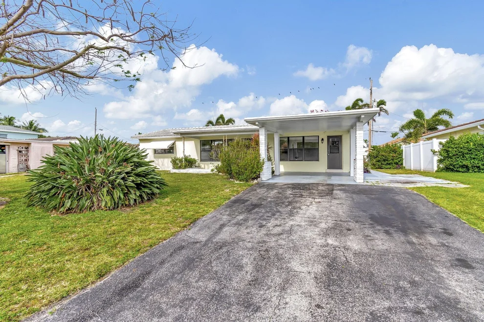 Unit for sale at 2725 NE 5th Avenue, Boca Raton, FL 33431