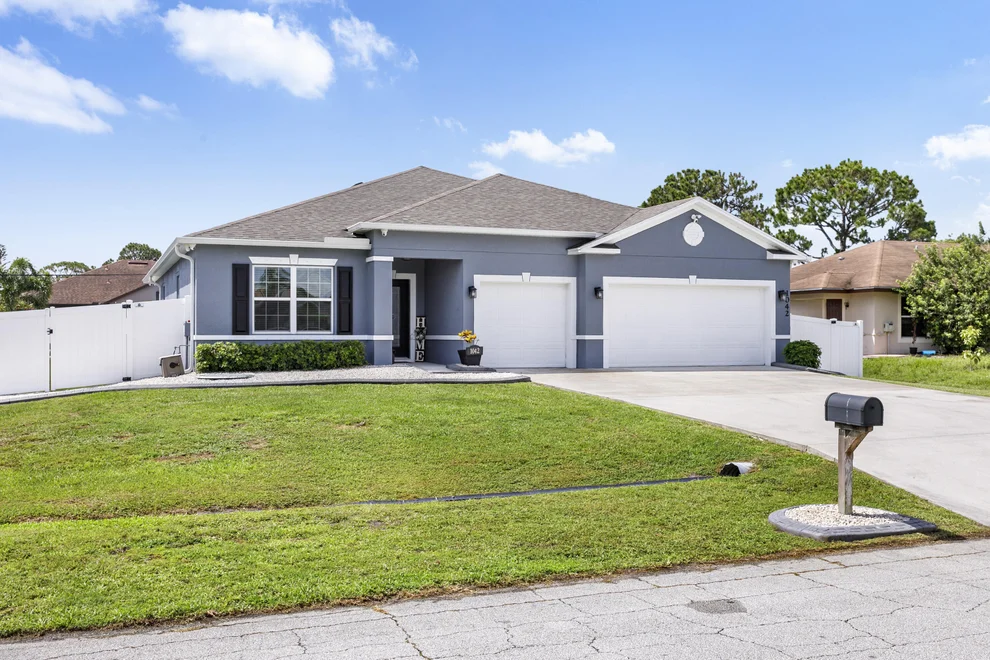 Unit for sale at 1042 SW John Maccormack Terrace, Port St Lucie, FL 34953