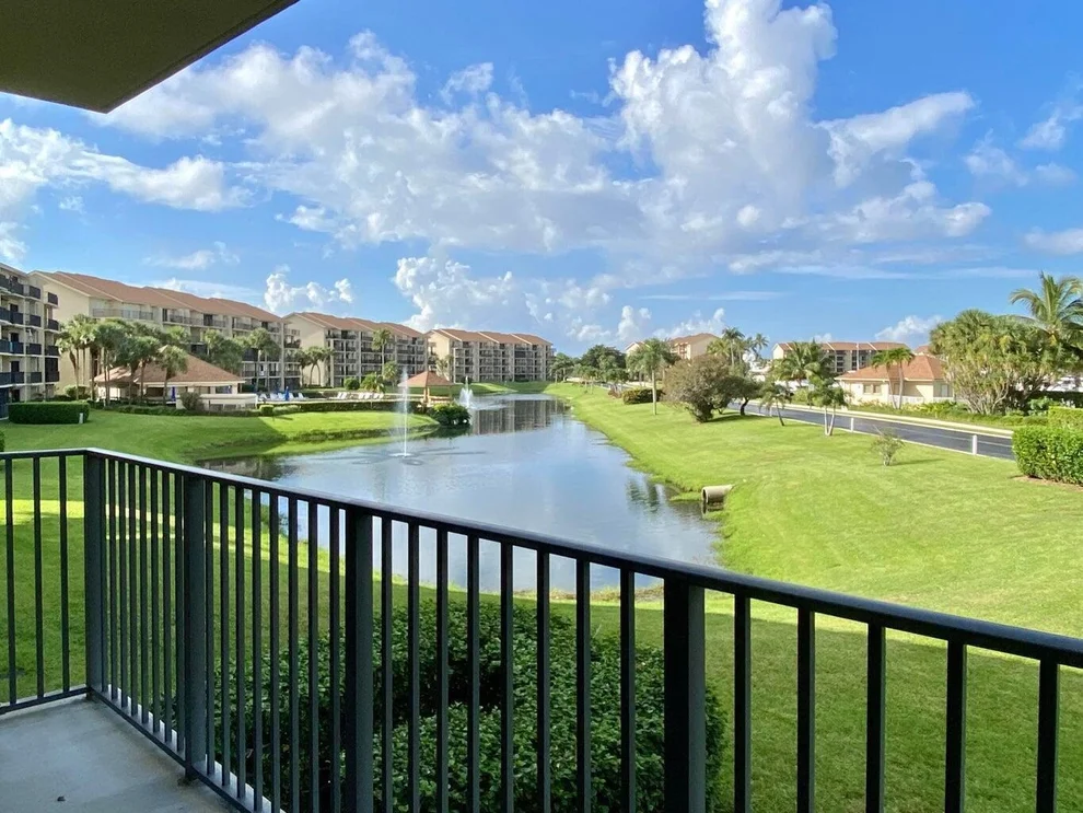 Unit for sale at 501 Seafarer Circle, Jupiter, FL 33477