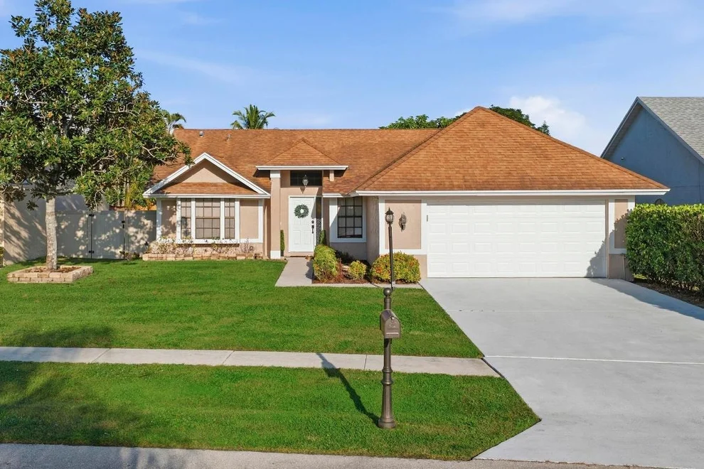 Unit for sale at 1599 Windship Circle, Wellington, FL 33414