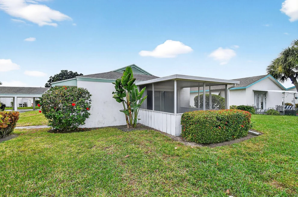 Unit for sale at 3060 Meridian Way N, Palm Beach Gardens, FL 33410