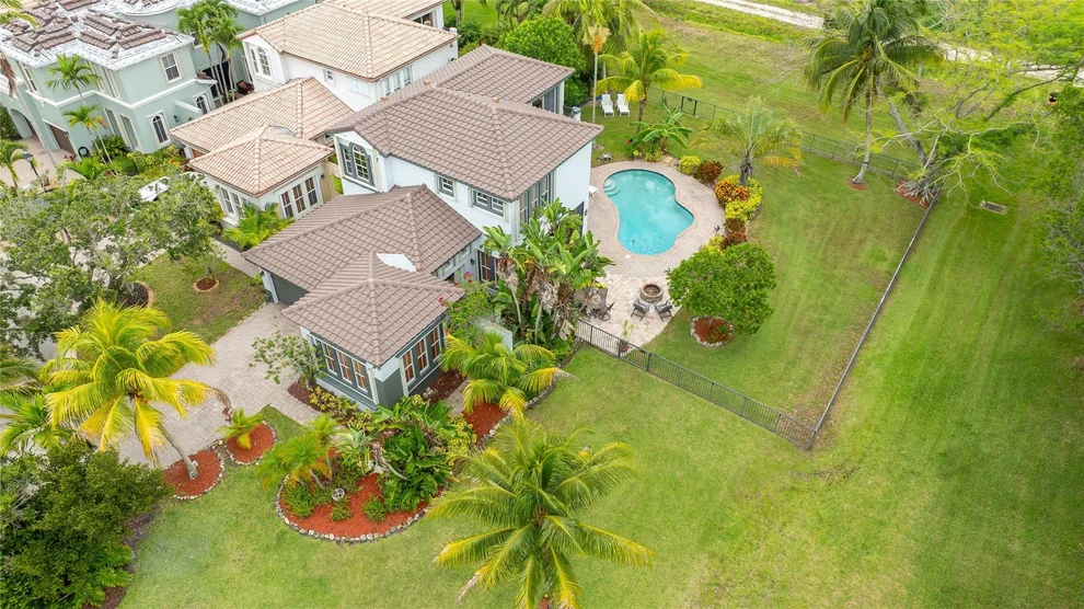 Unit for sale at 6789 NW 128th Way, Parkland, FL 33076
