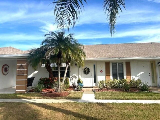 Unit for sale at 516 Crooked Lake Lane, Fort Pierce, FL 34982