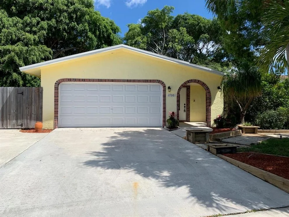Unit for sale at 1700 SW 13th Place, Boca Raton, FL 33486
