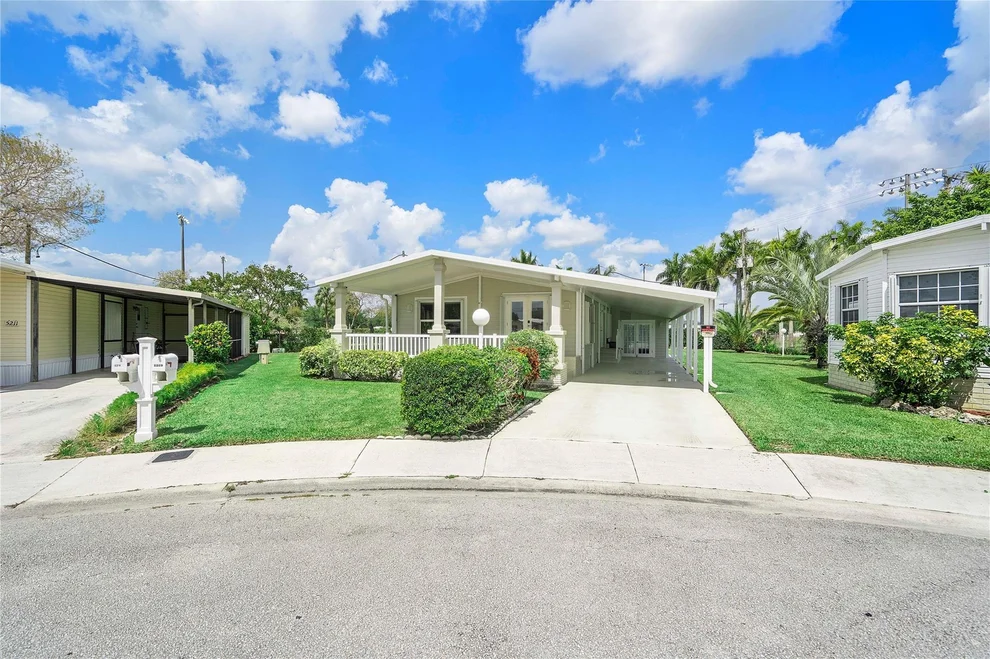 Unit for sale at 5209 SW 29th Terrace, Fort Lauderdale, FL 33312
