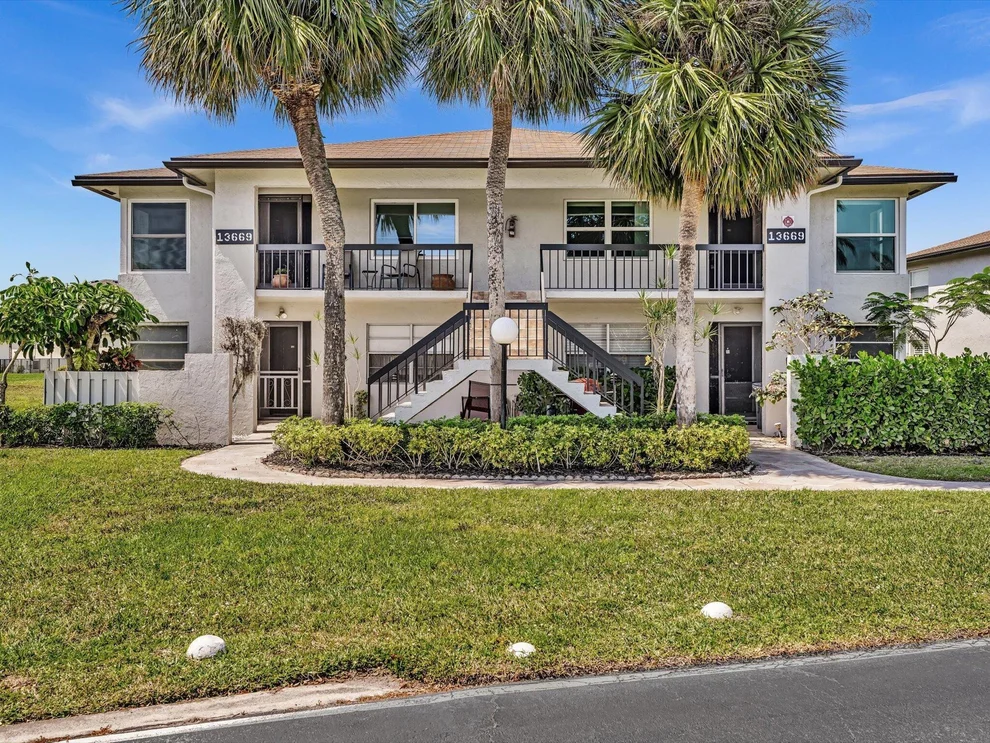 Unit for sale at 13669 Date Palm Court, Delray Beach, FL 33484