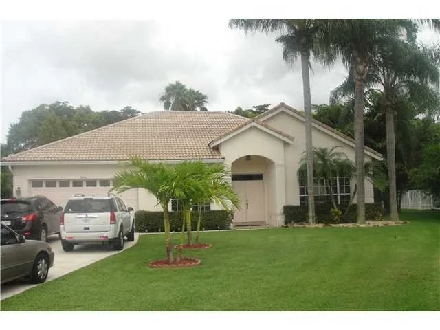 Unit for sale at 6364 Hatteras Club Drive, Lake Worth, FL 33463