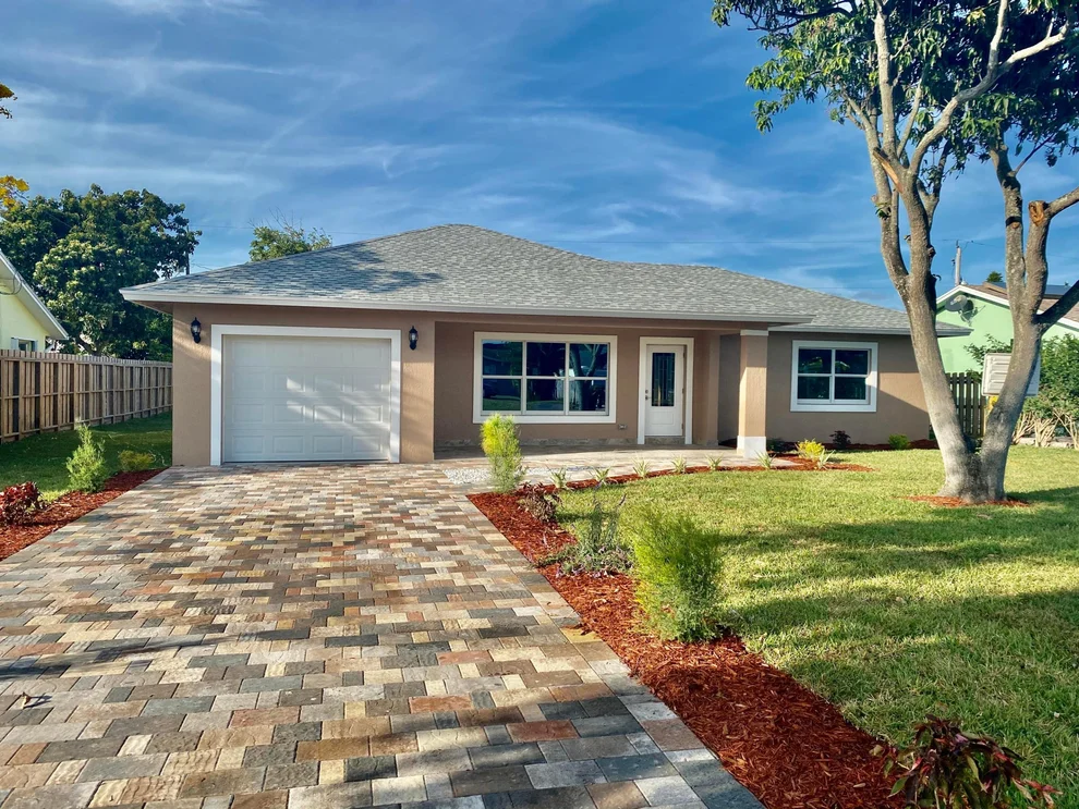 Unit for sale at 3126 Alice Drive, Palm Springs, FL 33461