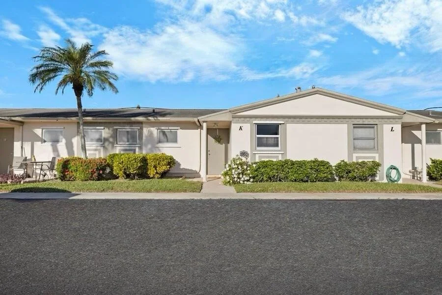 Unit for sale at 2823 Crosley Drive W, West Palm Beach, FL 33415