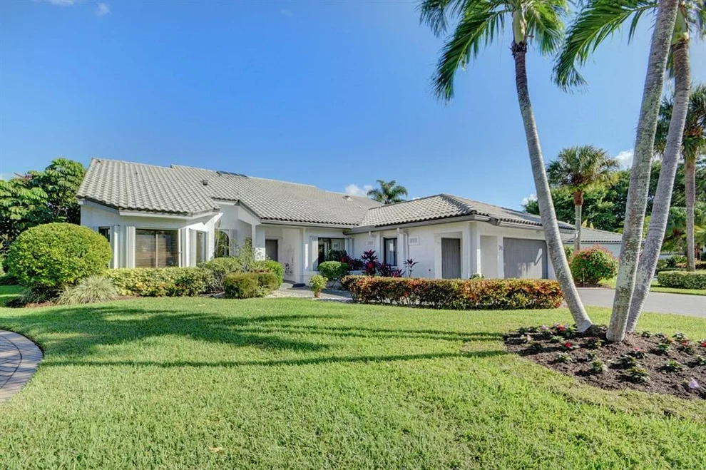 Unit for sale at 74 Northwoods Circle, Boynton Beach, FL 33436