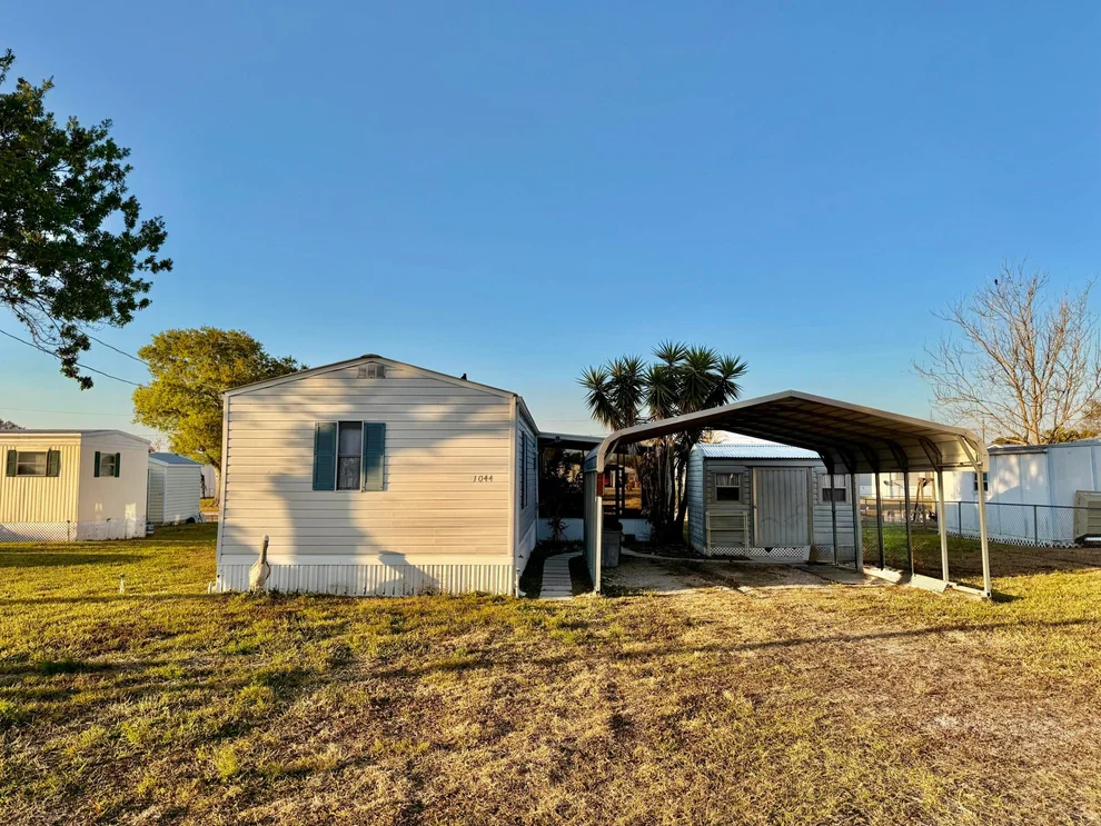 Unit for sale at 1044 22nd Street, Okeechobee, FL 34974