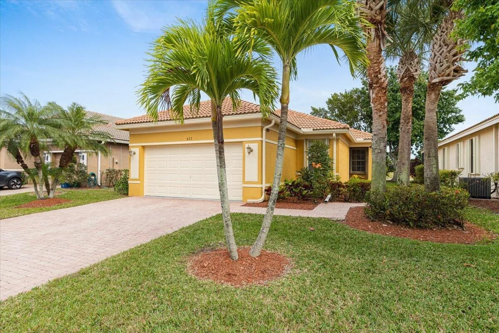 Unit for sale at 637 NW Stanford Lane, Port St Lucie, FL 34983