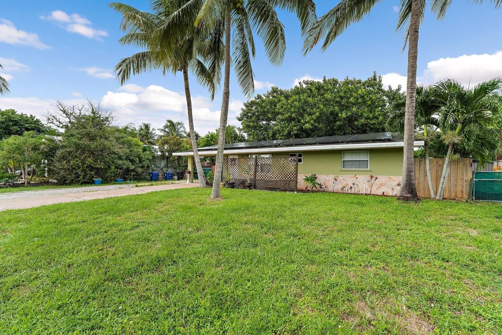 Unit for sale at 1007 Pottawatomie Street, Jupiter, FL 33458