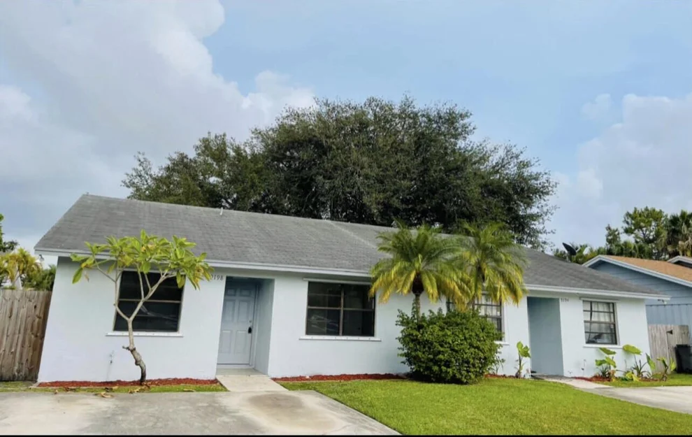 Unit for sale at 9194 W Highland Pines Drive, Palm Beach Gardens, FL 33418