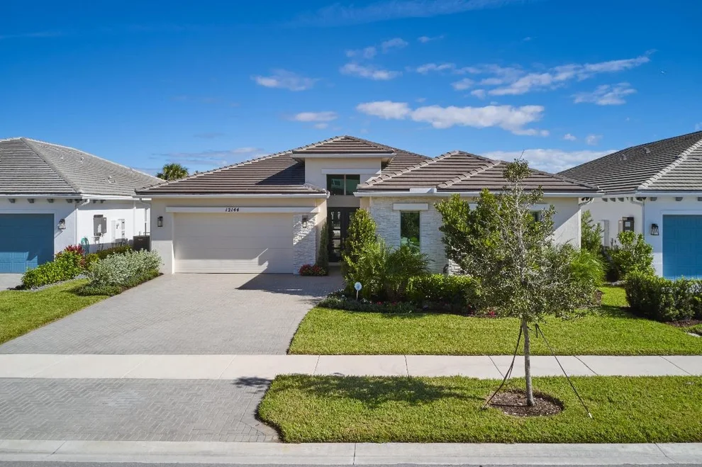 Unit for sale at 12144 Waterstone Circle, Palm Beach Gardens, FL 33412