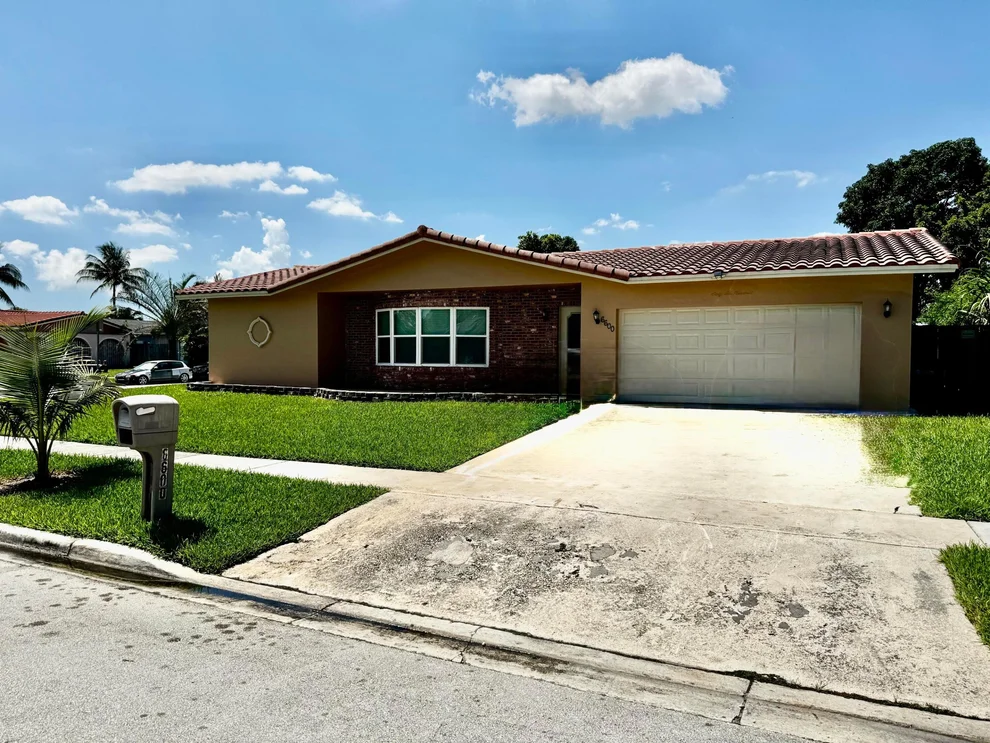 Unit for sale at 6600 NW 23rd Street, Margate, FL 33063