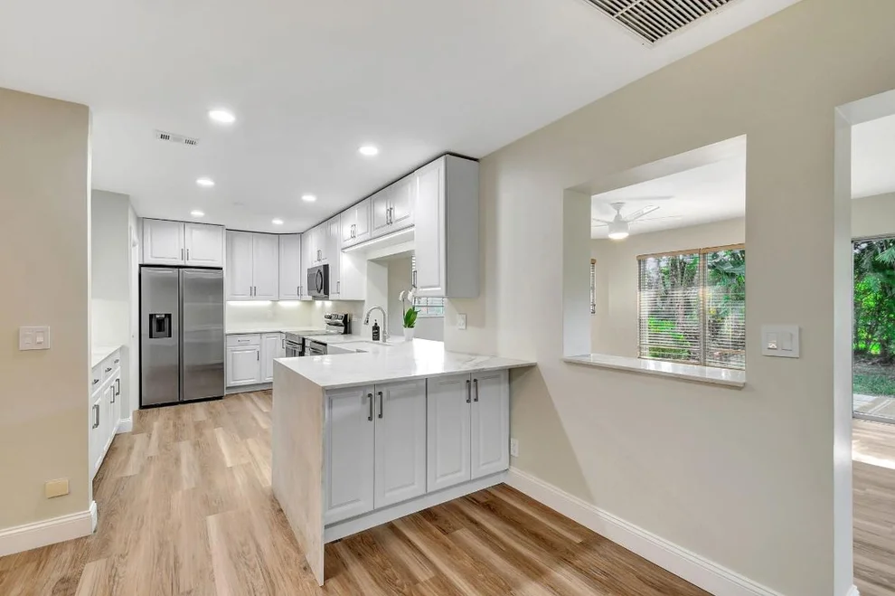 Unit for sale at 538 Forestview Drive, Atlantis, FL 33462