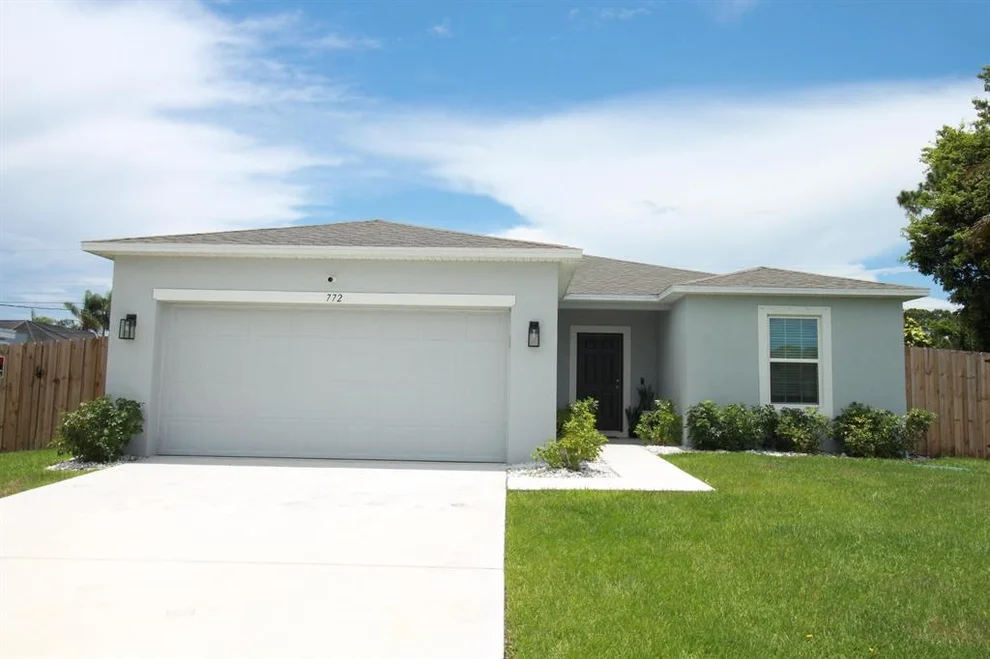 Unit for sale at 772 SE Starflower Avenue, Port St Lucie, FL 34983