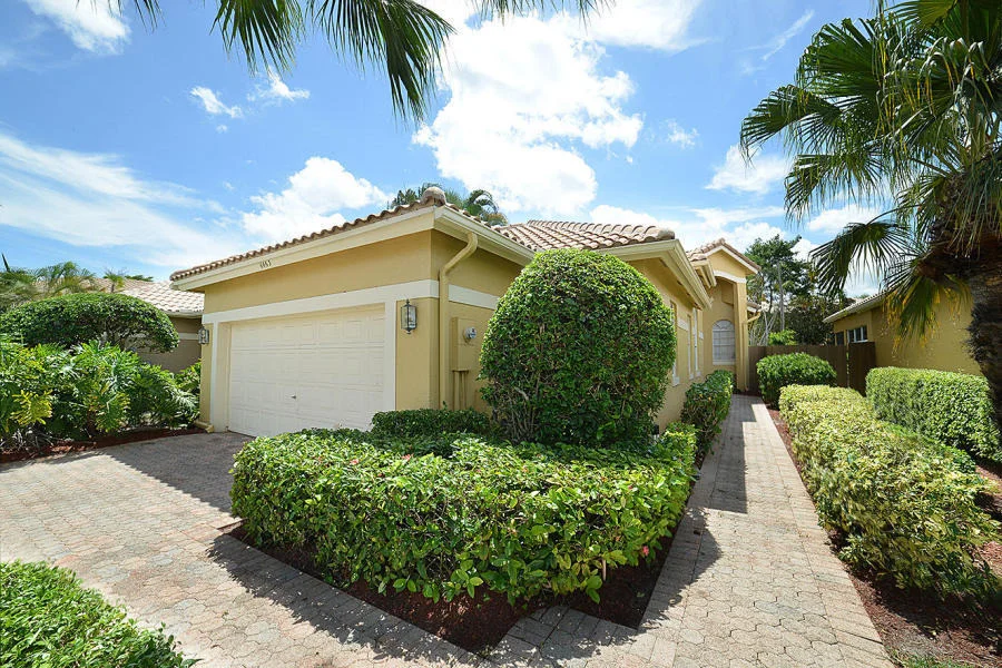 Unit for sale at 6663 NW 25th Terrace, Boca Raton, FL 33496