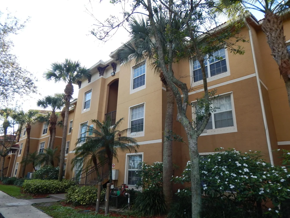 Unit for sale at 5016 Lantana Road, Lake Worth, FL 33463