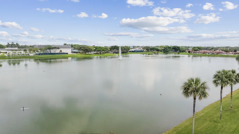 Unit for sale at 20 Waterford A, Delray Beach, FL 33446