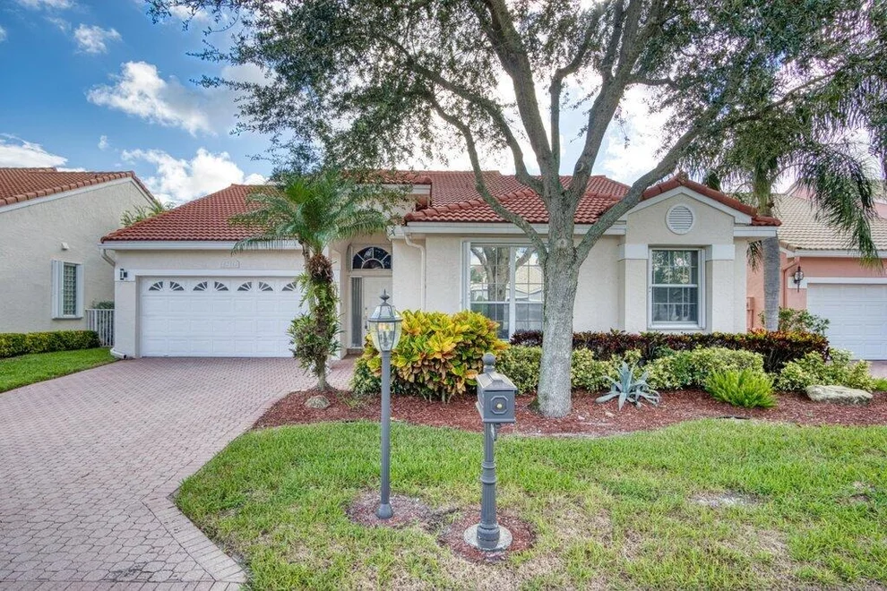 Unit for sale at 23425 Torre Circle, Boca Raton, FL 33433