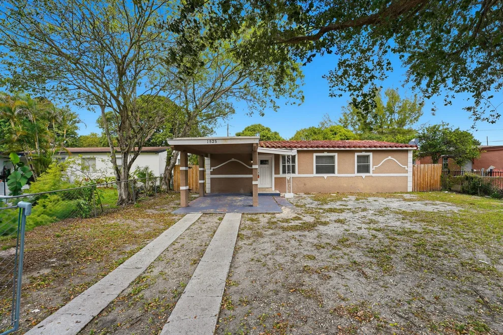 Unit for sale at 1525 NW 126th Street, North Miami, FL 33167