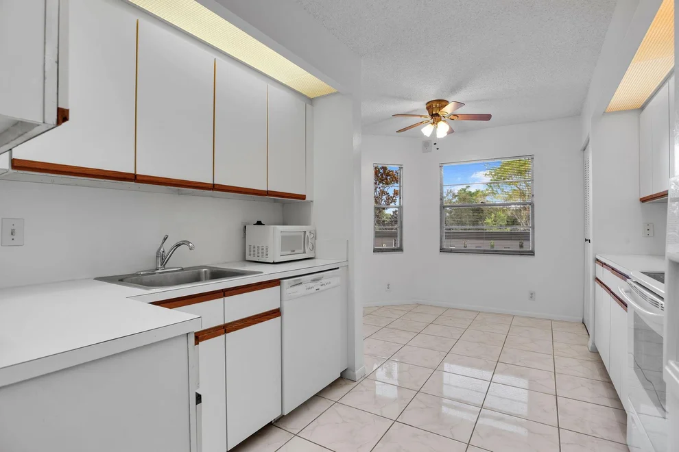 Unit for sale at 1501 Cayman Way, Coconut Creek, FL 33066