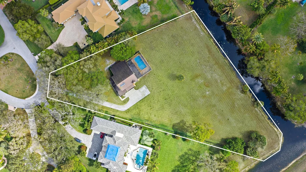Unit for sale at 8090 Native Dancer Road E, Palm Beach Gardens, FL 33418