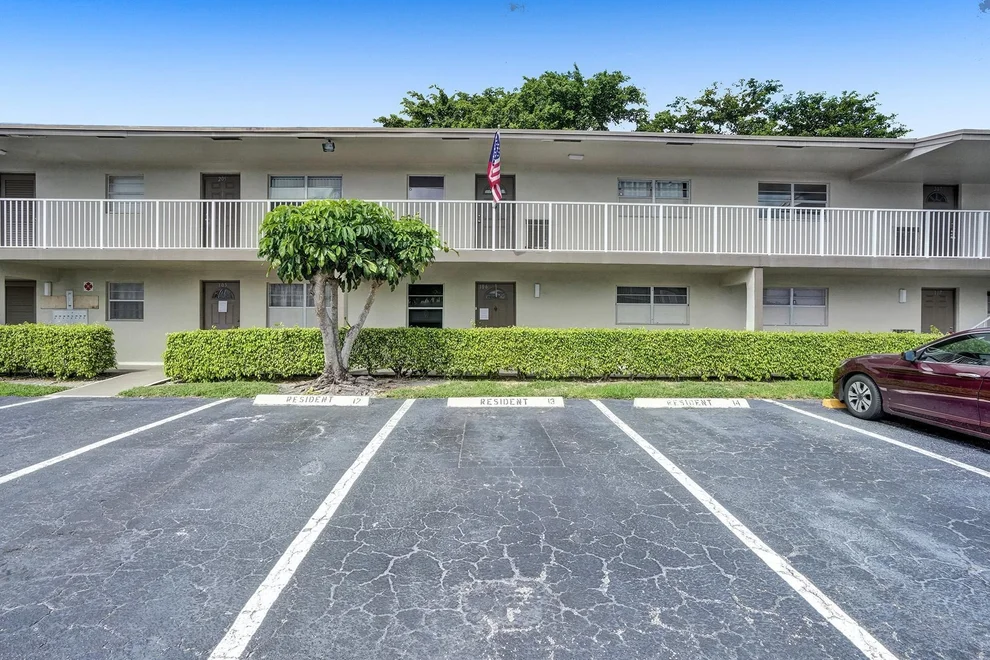 Unit for sale at 601 NW 80th Avenue, Margate, FL 33063
